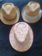 3 nieuwe hoedjes 54 en 52 cm., Kinderen en Baby's, Kinderkleding | Petten en Hoeden, Ophalen of Verzenden, Zo goed als nieuw