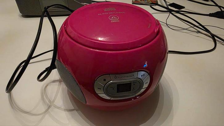 Soundmaster SCD2120PI Roze Boombox met FM Radio, Audio, Tv en Foto, Cd-spelers, Gebruikt, Overige merken, Draagbaar, Met radio