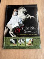 Vrijheidsdressuur boek - Miriam Neue Weme, Ophalen of Verzenden, Zo goed als nieuw, Overige onderwerpen