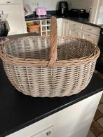 Rieten mand met handvat, Gebruikt, Mand, Ophalen of Verzenden, Riet
