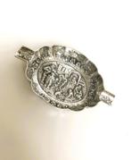 Leuk klein zilveren asbakje van 100 jaar geleden, Antiek en Kunst, Zilver, Verzenden