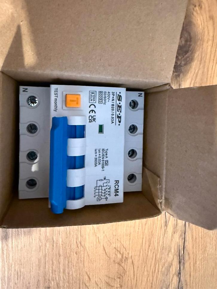 S.E.P RCM4 Aardlekautomaat 3P+N B20 300mA 6kA - Nieuw, Hobby en Vrije tijd, Elektronica-componenten, Nieuw, Ophalen of Verzenden
