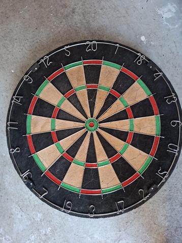 Dartbord als nieuw beschikbaar voor biedingen