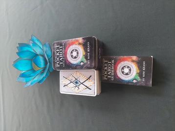 Pocket tarot the wild unknown in blikje  beschikbaar voor biedingen