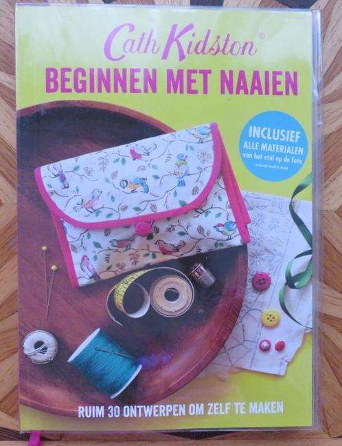 Beginnen met Naaien - Cath Kidston - met 30 ontwerpen, Boeken, Hobby en Vrije tijd, Zo goed als nieuw, Borduren en Naaien, Verzenden