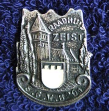 Verzilverde Broche Speld Zeist Raadhuis beschikbaar voor biedingen