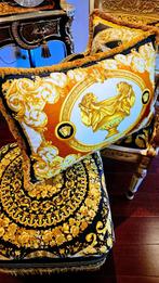 Versace kussen ( 67 cm x 42 cm ), Ophalen of Verzenden