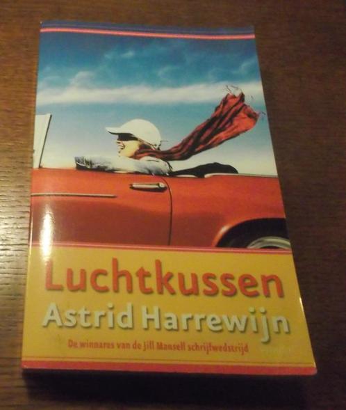 Luchtkussen / Astrid Harrewijn, Boeken, Chicklit, Zo goed als nieuw, Ophalen