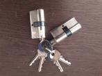 twee gelijksluitende 60mm cilinders met 6 sleutels, Ophalen of Verzenden, Gebruikt, Overige materialen, Slot