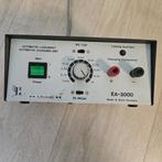 lader EA-3000 voor accu of batterij 6 of 12 volt, Audio, Tv en Foto, Accu's en Batterijen, Ophalen of Verzenden, Gebruikt