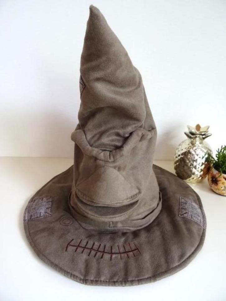 Harry Potter sprekende Sorting Hat. Zo goed als nieuw, Kinderen en Baby's, Carnavalskleding en Verkleedspullen, Zo goed als nieuw
