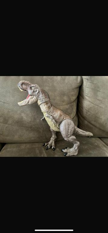 Jurassic world t-rex beschikbaar voor biedingen