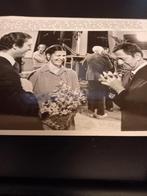Persfoto  Koning Carl Gustav en  kon. Silvia  21x 16 cm., 1960 tot 1980, Verzenden, Foto, Zo goed als nieuw