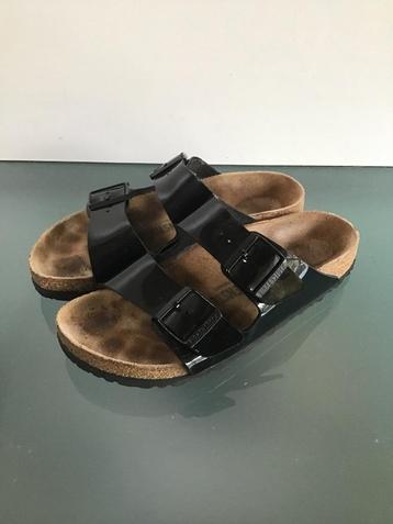 GRATIS VERZENDEN | BIRKENSTOCK Arizona zwarte slippers 38 beschikbaar voor biedingen