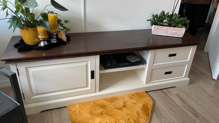 Tv kast van de Bommel, Huis en Inrichting, Kasten | Televisiemeubels, Gebruikt, Minder dan 100 cm, 150 tot 200 cm, 25 tot 50 cm