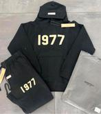 Essentials Trainingpak Maat S, Kleding | Heren, Truien en Vesten, Zwart, Nieuw, Ophalen of Verzenden, Maat 46 (S) of kleiner