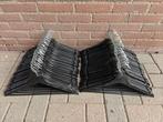 Set van 54 houten kledinghangers, Kleding | Dames, Kledinghangers, Ophalen, Gebruikt, Hout