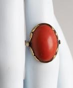 14 krt gouden ring met grote  bloedkoraal, Sieraden, Tassen en Uiterlijk, Antieke sieraden, Ophalen of Verzenden, Goud, Ring, Met edelsteen