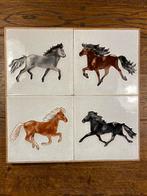 Vintage Tegeltableau 4 paarden in relief, Ophalen of Verzenden