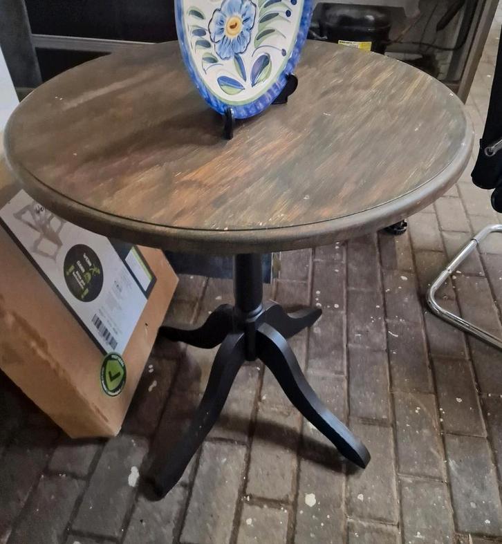 Oude wijntafel bijzettafel sober/ stoer/ landelijke stijl, Antiek en Kunst, Antiek | Meubels | Tafels, Ophalen