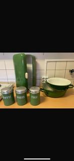 Emaille keukenaccessoires, Ophalen