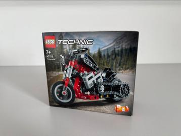 NIEUW Technic Lego motor 2 in 1 model 42132 beschikbaar voor biedingen