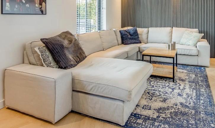 Ikea KIVIK 6-zitsbank met chaise longue - Lichtgrijs, Huis en Inrichting, Banken | Sofa's en Chaises Longues, Gebruikt, Vierpersoons of meer