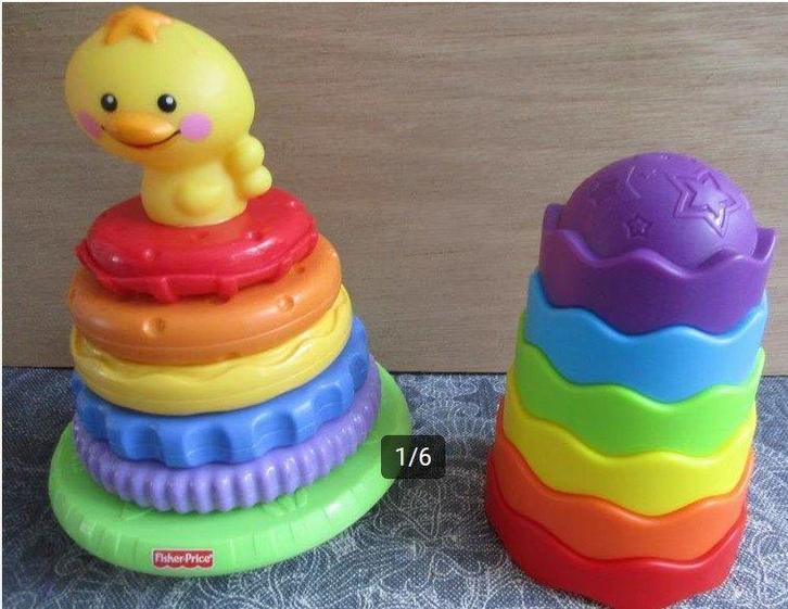 2 x toren speelgoed - Fisher Price of merkloos, Kinderen en Baby's, Speelgoed | Babyspeelgoed, Overige typen, Ophalen of Verzenden