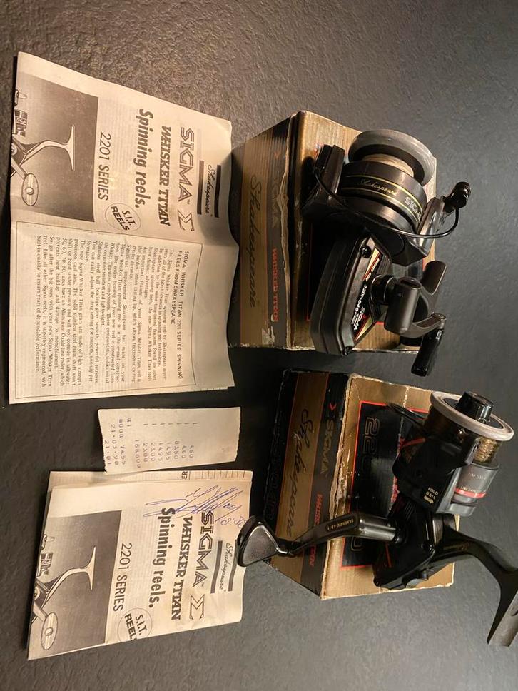 2x Shakespeare Sigma Whisker Titan 2201-040P Molens, Watersport en Boten, Hengelsport | Algemeen, Gebruikt, Molen, Ophalen of Verzenden