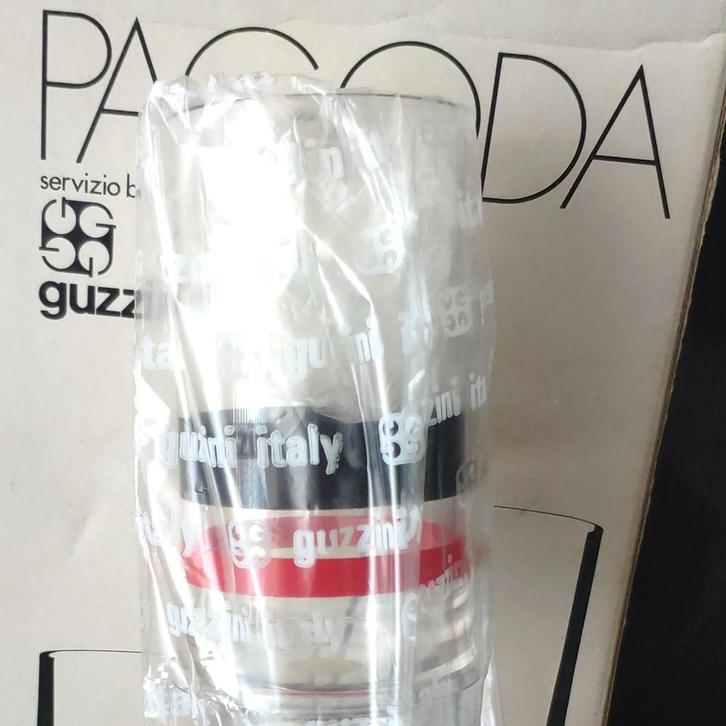 Guzzini Pagoda 6x glazen nieuw jaren 70 design Paolo Tilche, Huis en Inrichting, Keuken | Keukenbenodigdheden, Nieuw, Ophalen