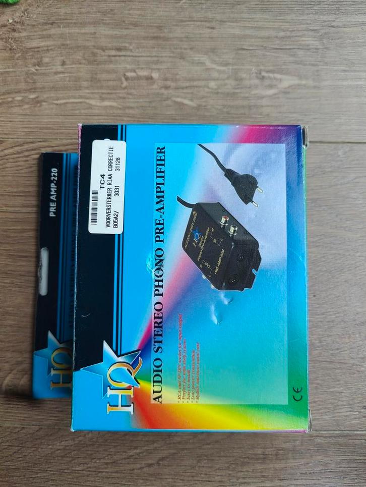 Voorversterker voor Platenspeler - HQ PRE AMP-220, Computers en Software, Overige Computers en Software, Zo goed als nieuw, Ophalen of Verzenden
