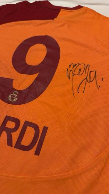 Gesigneerd Icardi Galatasaray shirt - Player Version beschikbaar voor biedingen