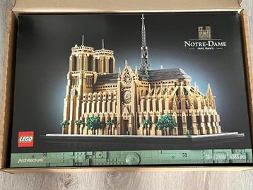 Lego 21061 Notre-Dame van Parijs Lego Architecture Nieuw beschikbaar voor biedingen
