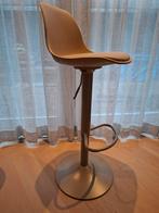 Moderne barkruk Sweeek, Huis en Inrichting, Barkrukken, Ophalen, 60 tot 90 cm, Zo goed als nieuw, 1 kruk