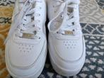 Witte Fila's, Ophalen of Verzenden, Zo goed als nieuw, Wit, Sneakers of Gympen