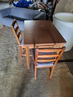 Tafel (geen ikea kwaliteit) met 2 ikea stoelen, Huis en Inrichting, Tafels | Eettafels, Ophalen, Gebruikt, 50 tot 100 cm, 100 tot 150 cm