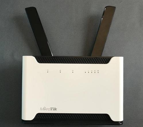 Mikrotik Chateau 5G / LTE router, Computers en Software, Routers en Modems, Zo goed als nieuw, Router met modem, Ophalen of Verzenden