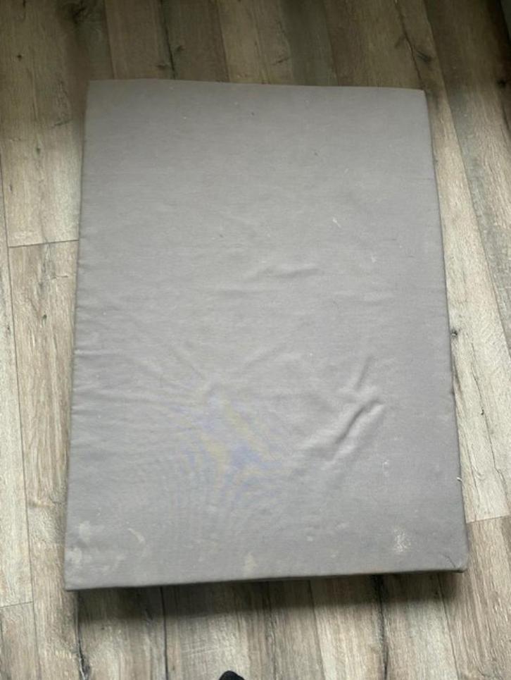 hondenbed/matras geschikt voor binnen en buiten, Dieren en Toebehoren, Hondenmanden, Gebruikt, Polyester, Ophalen