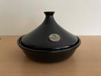 Tajine Emile Henry - Zwart, 26 cm inclusief Recptenboek, Huis en Inrichting, Keuken | Potten en Pannen, Ophalen of Verzenden, Zo goed als nieuw
