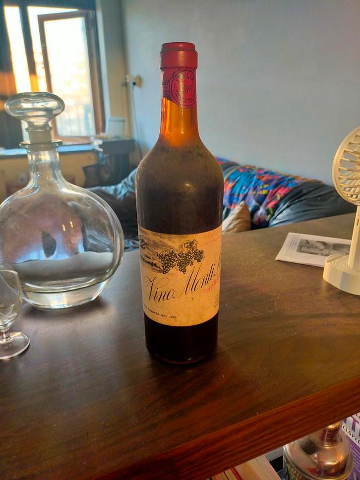 Wereldtentoonstelling Parijs Gran Prix 1937, Verzamelen, Wijnen, Zo goed als nieuw, Rode wijn, Italië, Vol, Ophalen of Verzenden