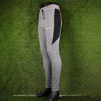 Nike Trainingsbroek Grijs maat XS | B5397, Fitness, Maat 46 (S) of kleiner, Grijs, Ophalen of Verzenden