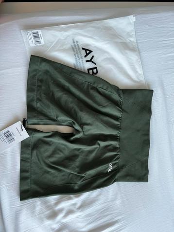 ABYL empower seamless cycling short khaki green maat s nieuw beschikbaar voor biedingen