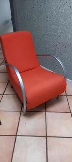 Fauteuil,  kleur oranje/rood, Huis en Inrichting, Ophalen, Overige kleuren, Zo goed als nieuw, Eén