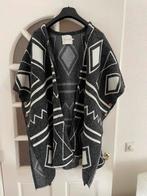 Poncho, Maat 42/44 (L), Ophalen of Verzenden, Zo goed als nieuw, Articles