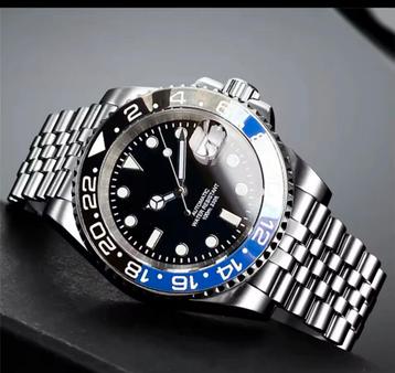 Automatisch Horloge NH34 Blauwe Bezel beschikbaar voor biedingen