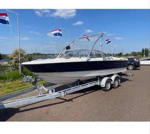 Speedboot Bayliner bowrider V8, Watersport en Boten, Speedboten, Gebruikt, 6 meter of meer, Benzine, 200 pk of meer, Polyester