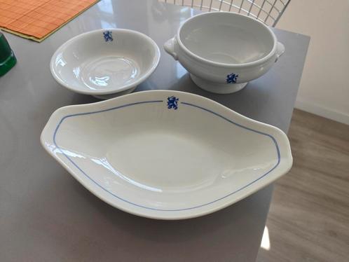 3 fruitschalen met blauwe Nederlandse leeuw, Antiek en Kunst, Antiek | Schalen, Ophalen of Verzenden
