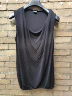 Basic zwarte jurk met waterval colletje m/l, Kleding | Dames, Jurken, Ophalen of Verzenden, Zo goed als nieuw, Zwart