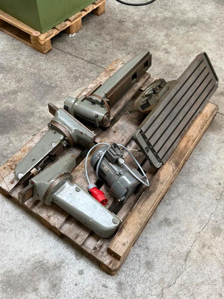 Deckel FP2 onderdelen, steekkop, tafel en snelloopkop, Doe-het-zelf en Verbouw, Gereedschap | Freesmachines, Gebruikt, Elektrisch