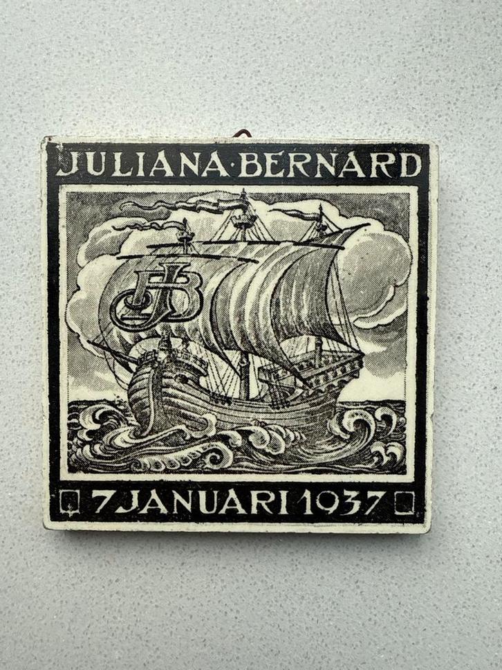 Huwelijkstegel Juliana & Bernard 1937, Verzamelen, Koninklijk Huis en Royalty, Gebruikt, Overige typen, Nederland, Ophalen of Verzenden